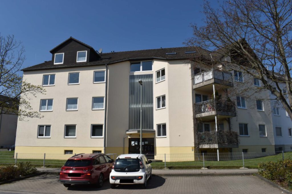 Mehrfamilienhaus in Göttingen Weende mit 16 Wohnungen. Ansicht von aussen