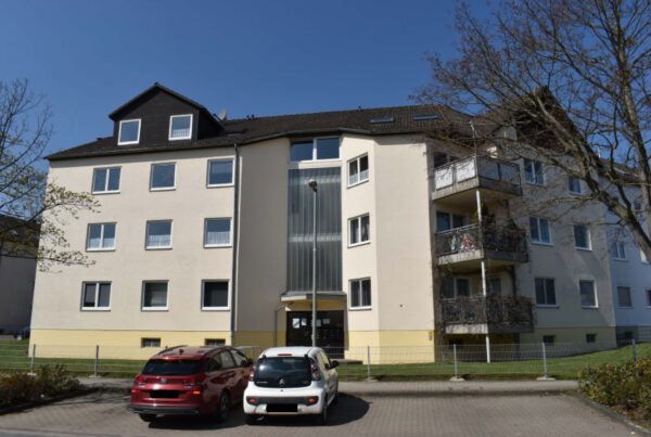 Mehrfamilienhaus in Göttingen Weende mit 16 Wohnungen. Ansicht von aussen